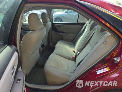 2016 Toyota Camry LE - zdjęcie 13 z 28 - miniatura