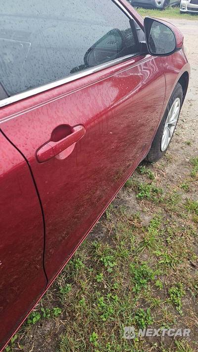 2016 Toyota Camry LE - zdjęcie 26 z 28 - miniatura