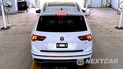 2022 Volkswagen Tiguan SE R-Line Black - zdjęcie 5 z 27 - miniatura