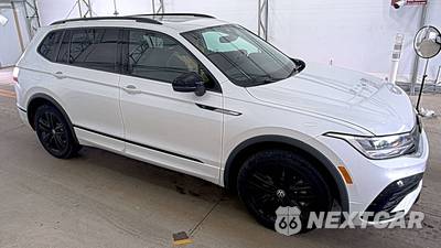 2022 Volkswagen Tiguan SE R-Line Black - zdjęcie 3 z 27 - miniatura