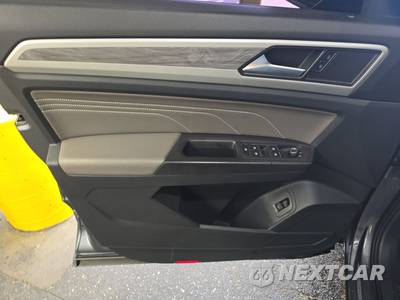 2023 Volkswagen Atlas Cross Sport 2.0T SE w/Technology - zdjęcie 9 z 22 - miniatura