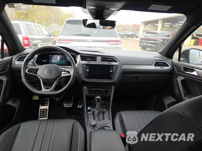 2022 Volkswagen Tiguan SE R-Line Black - zdjęcie 11 z 34 - miniatura
