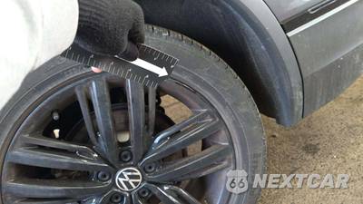 2022 Volkswagen Tiguan SE R-Line Black - zdjęcie 30 z 34 - miniatura