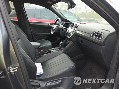 2022 Volkswagen Tiguan SE R-Line Black - zdjęcie 8 z 34 - miniatura