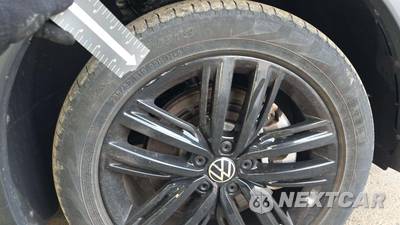 2022 Volkswagen Tiguan SE R-Line Black - zdjęcie 25 z 34 - miniatura