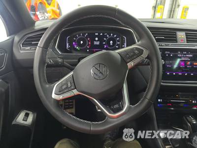 2023 Volkswagen Tiguan SEL R-Line - zdjęcie 10 z 22 - miniatura
