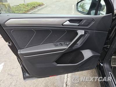 2023 Volkswagen Tiguan SE R-Line Black - zdjęcie 9 z 36 - miniatura