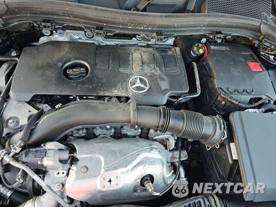 2021 Mercedes-Benz GLA 250 4MATIC - zdjęcie 15 z 22 - miniatura