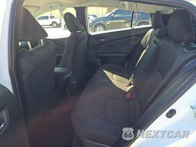 2019 Toyota Prius L Eco - zdjęcie 13 z 31 - miniatura