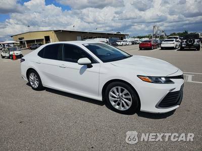 2021 Toyota Camry LE - zdjęcie 3 z 21 - miniatura