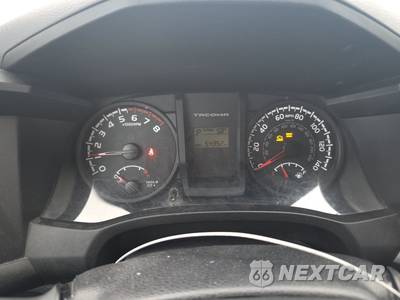 2017 Toyota Tacoma SR5 Extended Cab Long Bed w/Rear Doors - zdjęcie 12 z 24 - miniatura