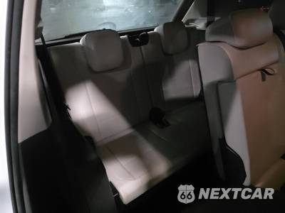 2019 Volkswagen Tiguan SE - zdjęcie 14 z 25 - miniatura