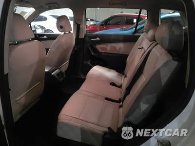 2019 Volkswagen Tiguan SE - zdjęcie 13 z 25 - miniatura