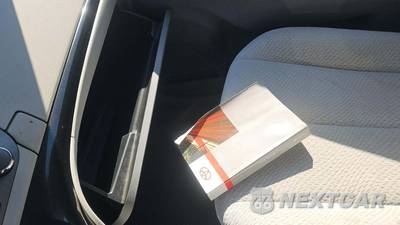 2012 Toyota Sienna LE 7-Passenger 119.3" WB - zdjęcie 21 z 26 - miniatura