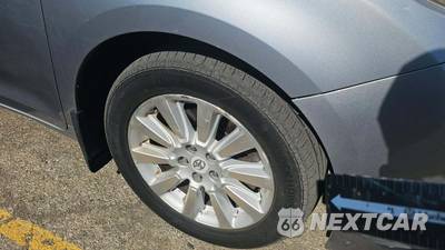2012 Toyota Sienna LE 7-Passenger 119.3" WB - zdjęcie 19 z 26 - miniatura