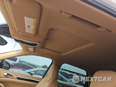 2013 Porsche Cayenne Diesel - zdjęcie 17 z 19 - miniatura