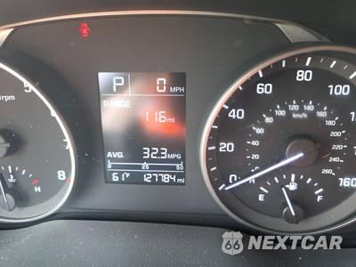 2018 Hyundai Elantra SE Sedan - zdjęcie 12 z 23 - miniatura