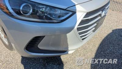 2018 Hyundai Elantra SE Sedan - zdjęcie 19 z 23 - miniatura