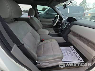 2015 Honda Pilot SE - zdjęcie 8 z 20 - miniatura