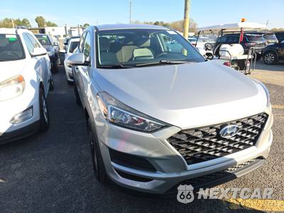 2020 Hyundai Tucson SE - zdjęcie 3 z 17 - miniatura
