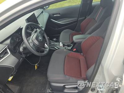 2025 Toyota Corolla SE Sedan - zdjęcie 7 z 17 - miniatura