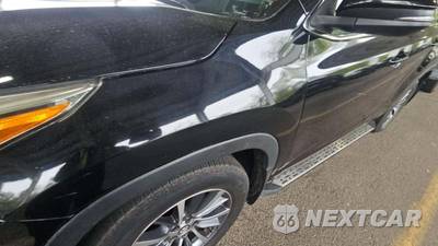 2017 Toyota Highlander XLE - zdjęcie 25 z 35 - miniatura