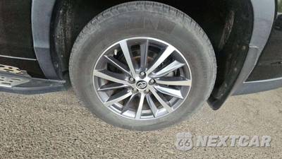2017 Toyota Highlander XLE - zdjęcie 27 z 35 - miniatura