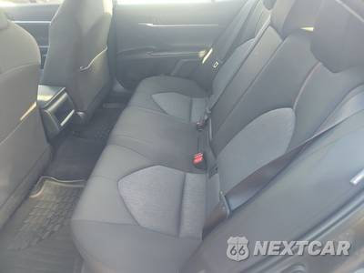 2018 Toyota Camry LE - zdjęcie 13 z 25 - miniatura