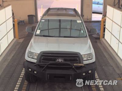 2015 Toyota Sequoia Platinum - zdjęcie 2 z 38 - miniatura