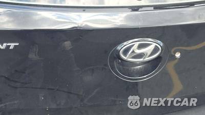 2016 Hyundai Accent SE Hatchback - zdjęcie 34 z 44 - miniatura