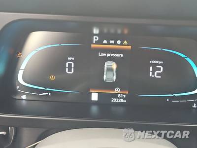 2025 Hyundai Elantra SE - zdjęcie 12 z 21 - miniatura