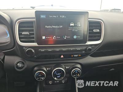 2025 Hyundai Venue SEL - zdjęcie 11 z 20 - miniatura