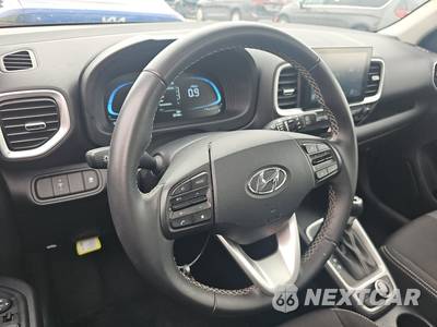 2025 Hyundai Venue SEL - zdjęcie 10 z 20 - miniatura