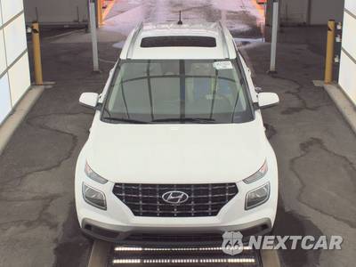 2025 Hyundai Venue SEL - zdjęcie 2 z 20 - miniatura