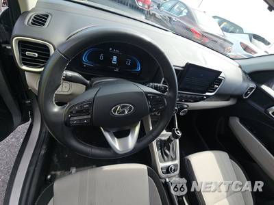 2025 Hyundai Venue SEL - zdjęcie 11 z 25 - miniatura