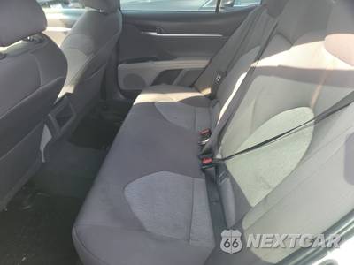 2018 Toyota Camry LE - zdjęcie 13 z 34 - miniatura