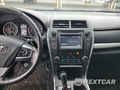 2017 Toyota Camry SE - zdjęcie 11 z 31 - miniatura