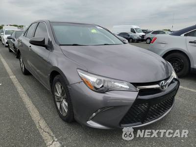 2017 Toyota Camry SE - zdjęcie 3 z 31 - miniatura
