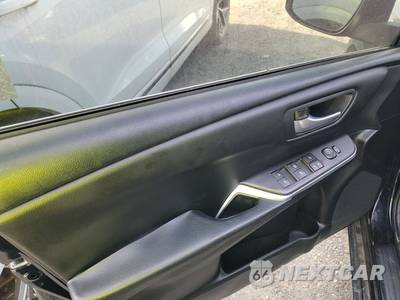 2017 Toyota Camry SE - zdjęcie 9 z 36 - miniatura