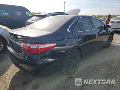 2017 Toyota Camry SE - zdjęcie 4 z 36 - miniatura