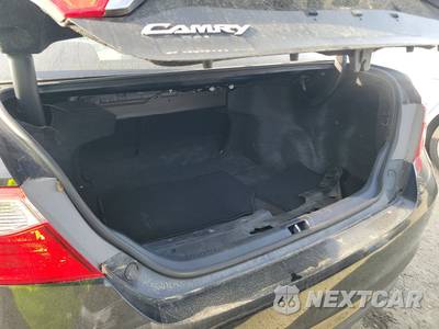 2017 Toyota Camry SE - zdjęcie 16 z 36 - miniatura