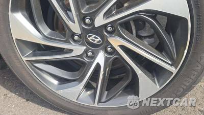 2020 Hyundai Tucson Sport - zdjęcie 21 z 37 - miniatura