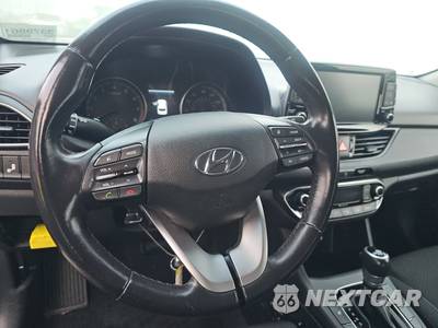 2018 Hyundai Elantra GT Hatchback - zdjęcie 10 z 18 - miniatura