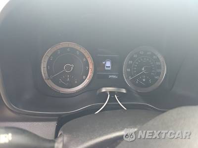 2022 Hyundai Venue Limited - zdjęcie 12 z 18 - miniatura