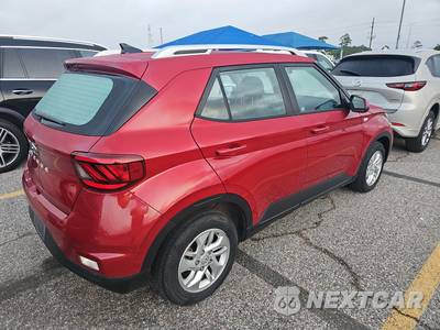 2020 Hyundai Venue SEL - zdjęcie 4 z 24 - miniatura