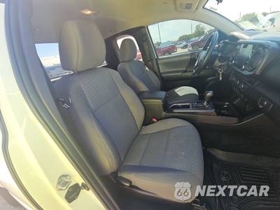 2020 Toyota Tacoma SR Extended Cab Long Bed w/Rear Doors - zdjęcie 8 z 19 - miniatura