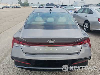 2024 Hyundai Elantra Limited - zdjęcie 5 z 18 - miniatura