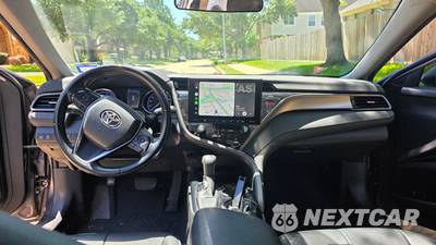 2019 Toyota Camry SE - zdjęcie 3 z 15 - miniatura