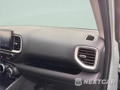 2025 Hyundai Venue SEL - zdjęcie 8 z 44 - miniatura