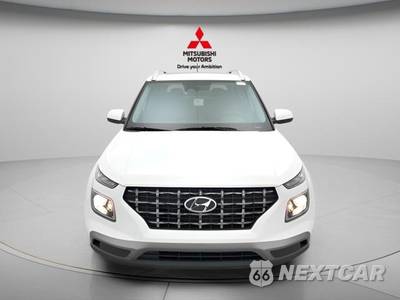 2025 Hyundai Venue SEL - zdjęcie 2 z 41 - miniatura